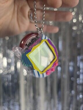 Tamagotchi Connetion - Clear Retro Shell
